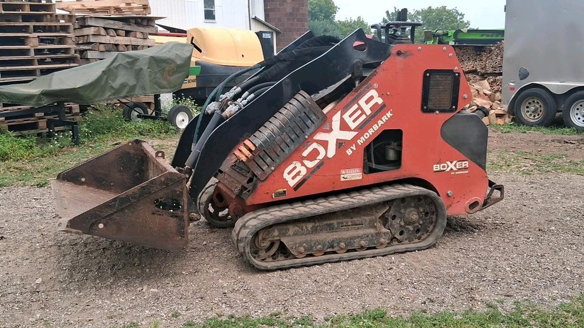 2017 Boxer 700HDX Equipment Image0