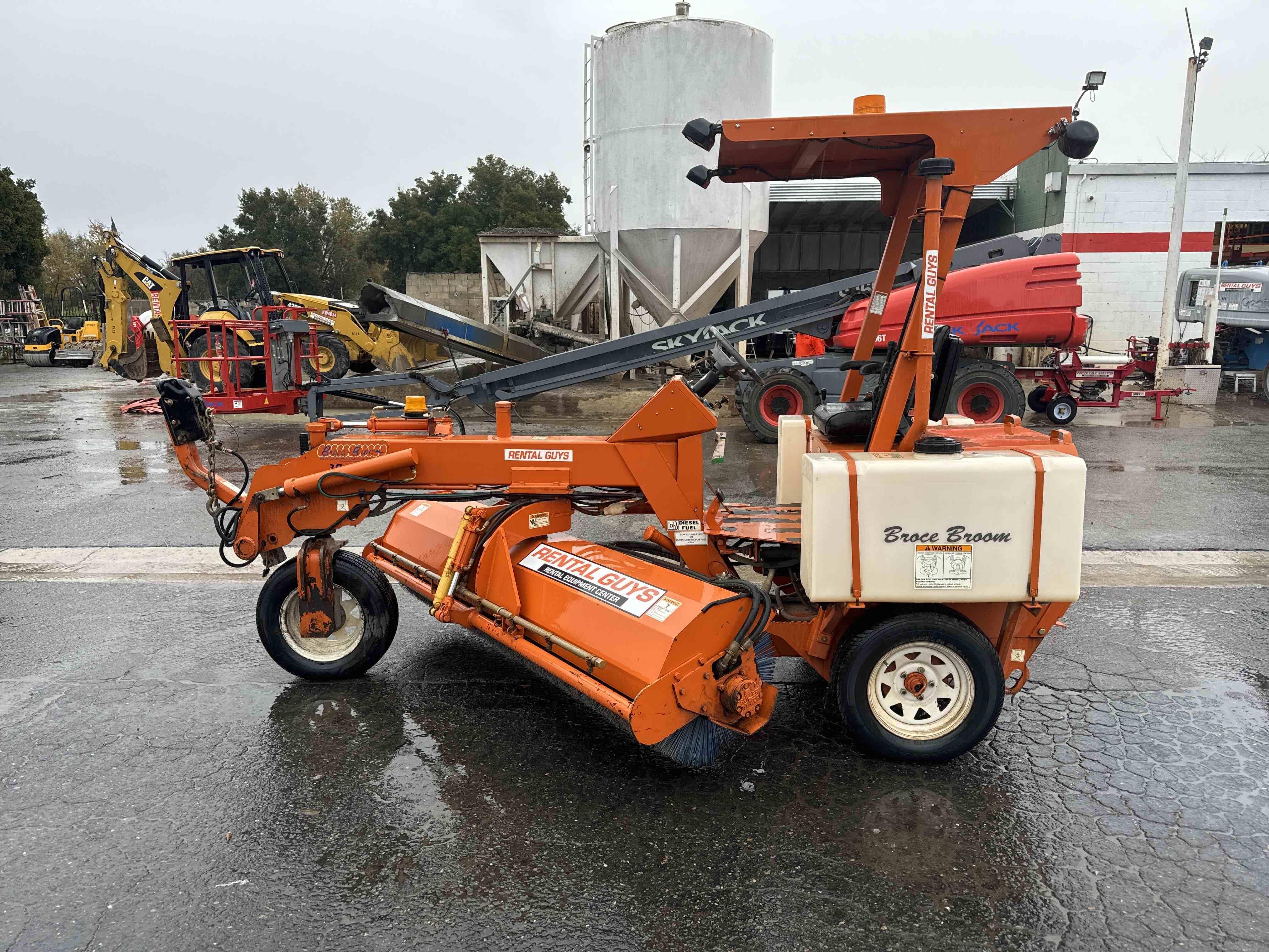 2017 Broce BB250B Equipment Image0