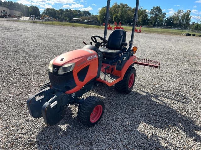 Image of Kubota BX2670 equipment image 1