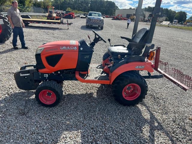 Image of Kubota BX2670 equipment image 3