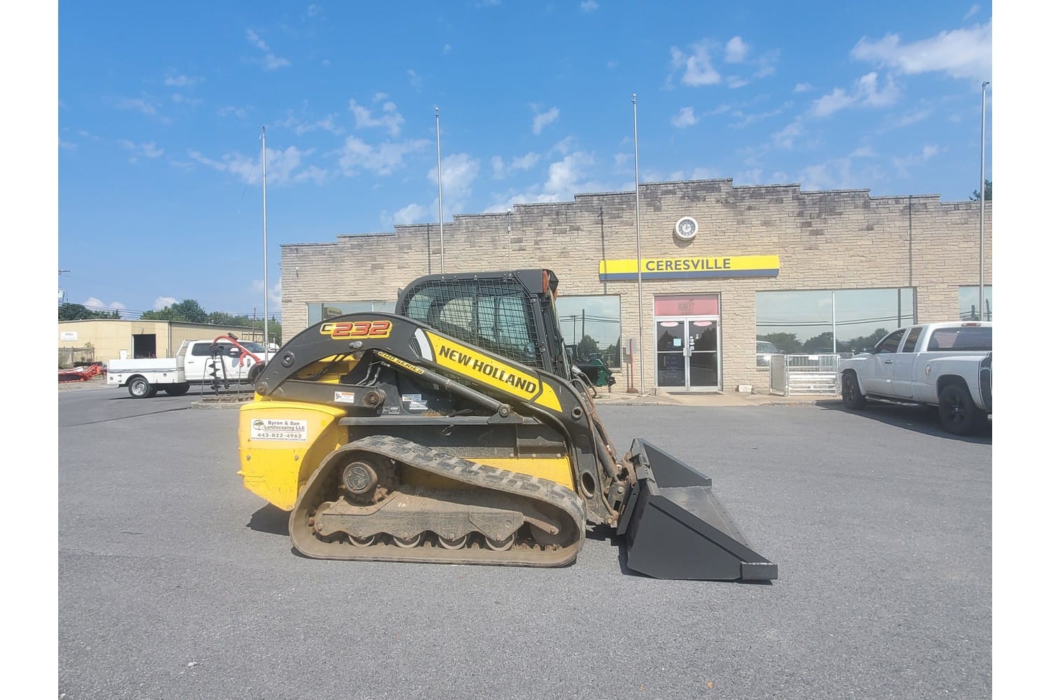 2017 New Holland C232 Equipment Image0