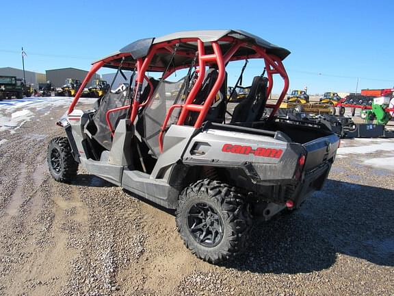 Image of Can-Am Commander XT  equipment image 2