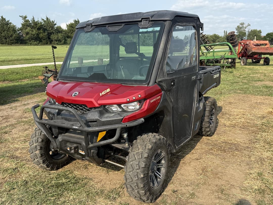 Image of Can-Am Defender HD8 Primary image