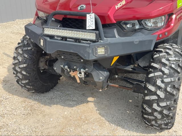 Image of Can-Am Defender XT HD8 equipment image 1