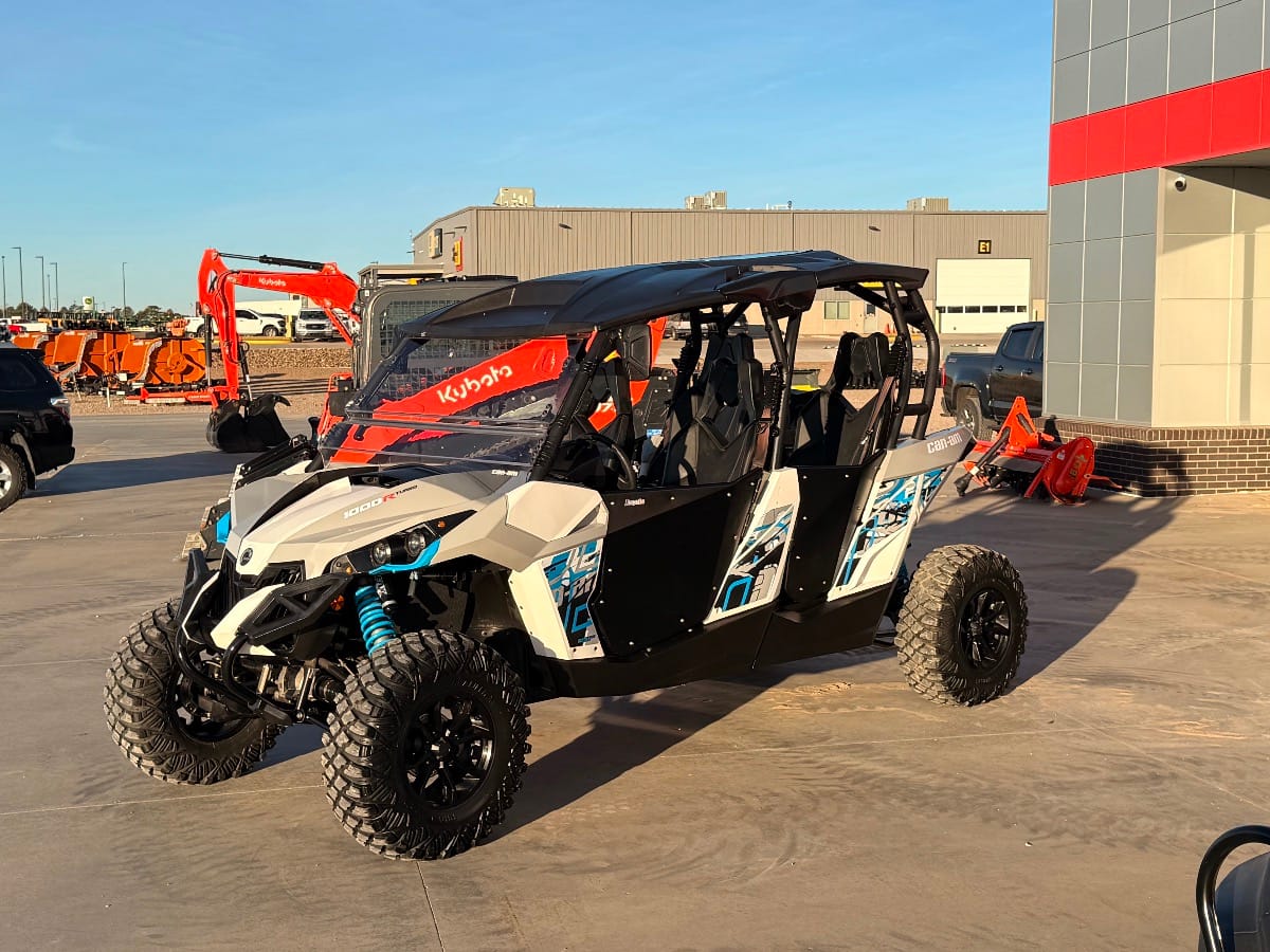 Can-Am Maverick Max X DS 1000R Turbo Equipment Image0