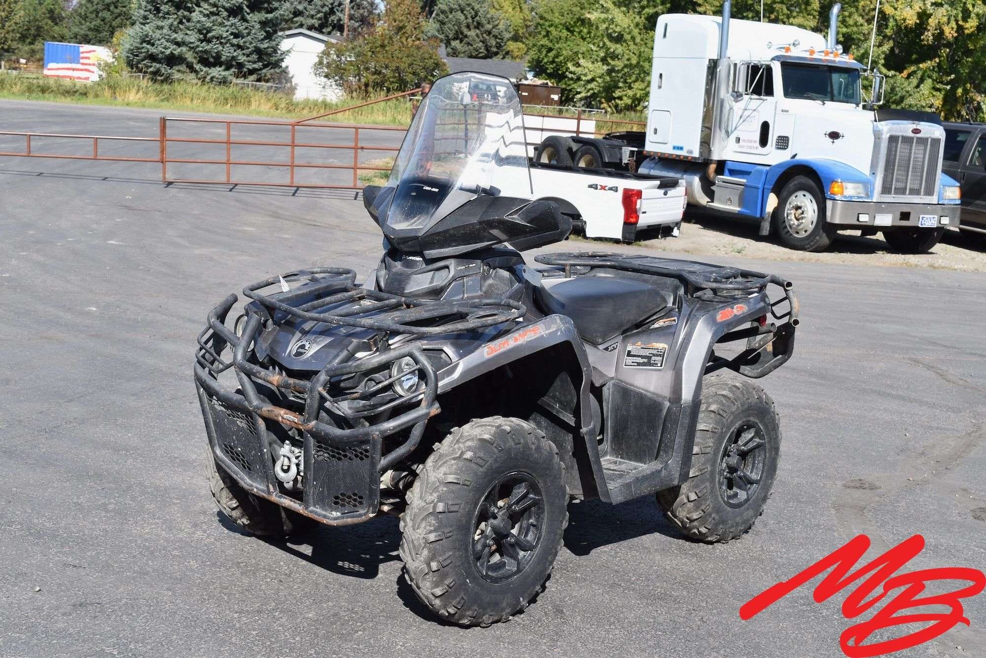 2017 Can-Am Outlander 570 Equipment Image0