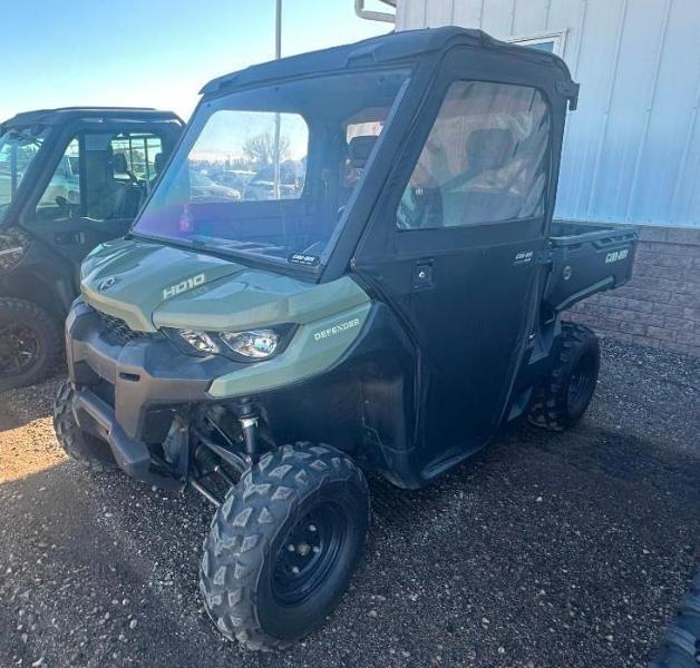 Image of Can-Am Defender HD10 Primary image
