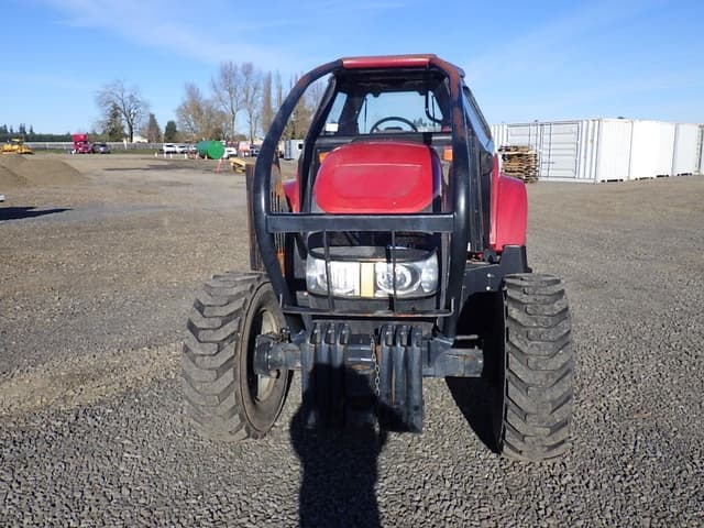 Image of Case IH Farmall 120C equipment image 1