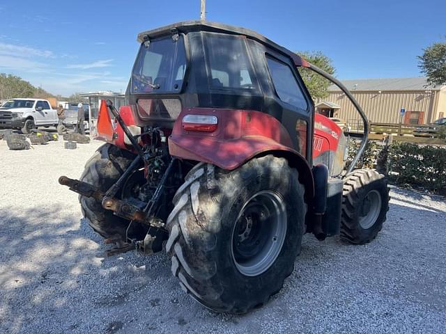 Image of Case IH Farmall 120C equipment image 3