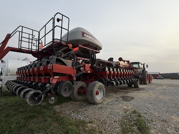 Image of Case IH 1265 Primary image