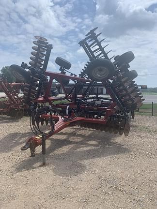 2017 Case 340VT Equipment Image0