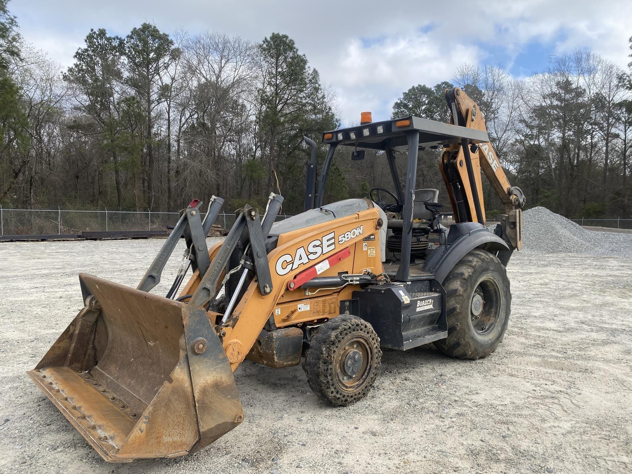 2017 Case 580N Equipment Image0