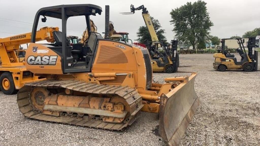 SOLD - 2017 Case 650L LGP Lot No. 337 Construction with 1,795 Hrs ...