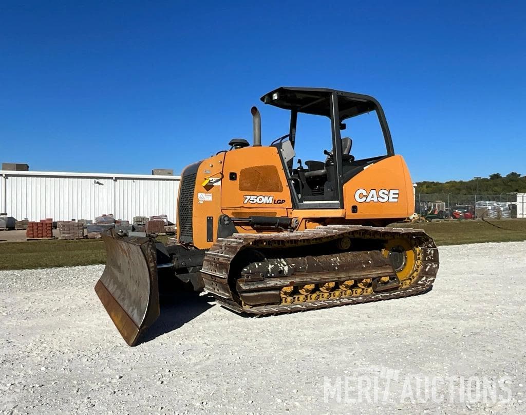 Image of Case 750M Primary image
