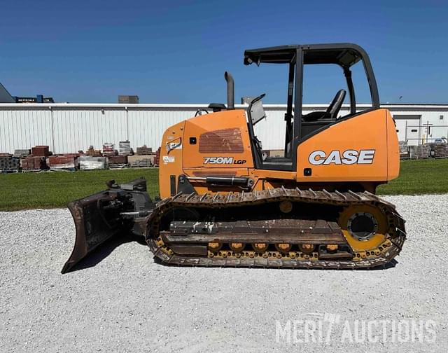 Image of Case 750M equipment image 1