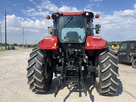 Image of Case IH Farmall 120U equipment image 3