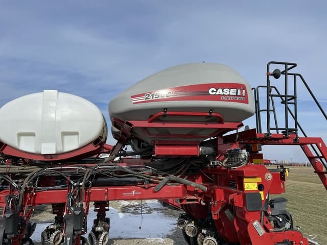 Image of Case IH 2150 equipment image 3