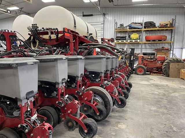 Image of Case IH 2150 equipment image 4