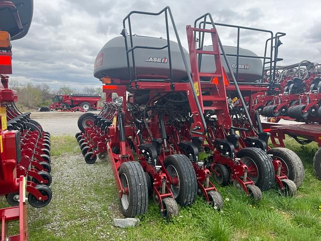 Image of Case IH 2150 equipment image 4