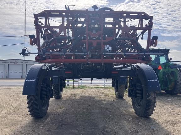 Image of Case IH Patriot 3340 equipment image 4