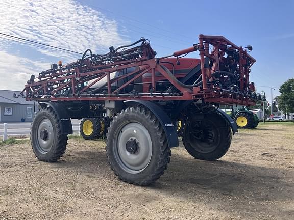 Image of Case IH Patriot 3340 equipment image 3