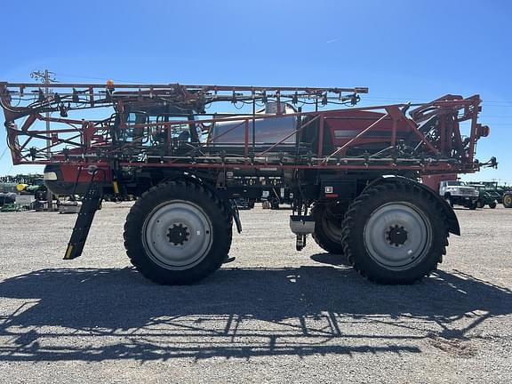 Image of Case IH Patriot 3340 equipment image 1