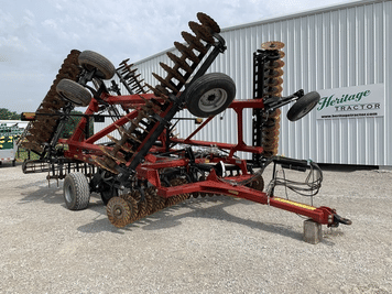 Main image Case IH 335VT