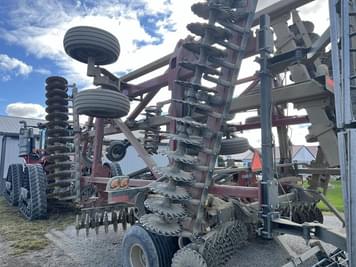 Main image Case IH 335VT