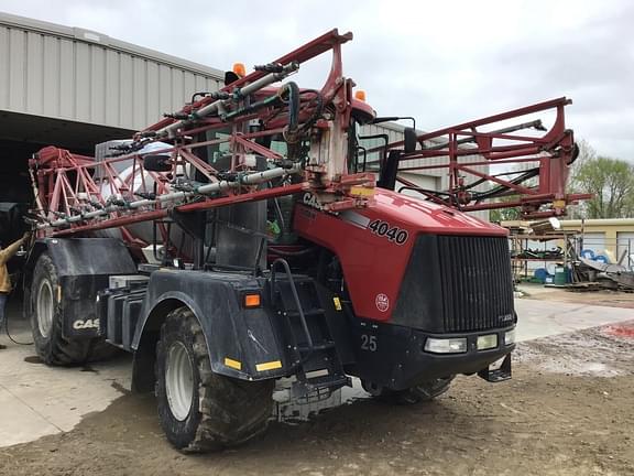 Main image Case IH Titan 4040 3