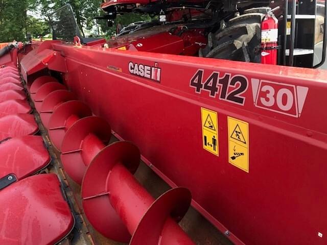 Image of Case IH 4412 equipment image 4