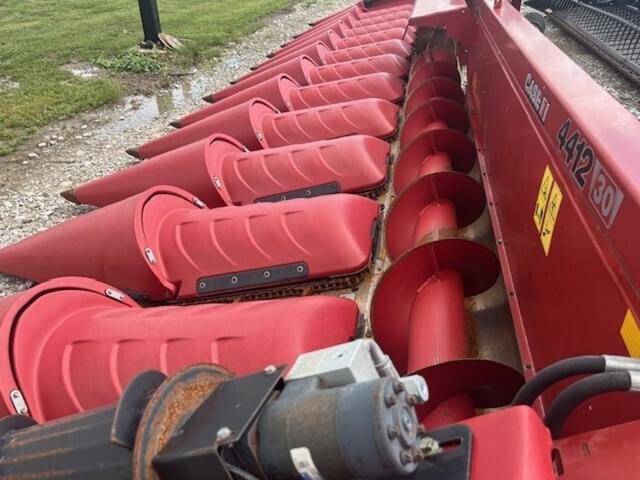 Image of Case IH 4412 equipment image 2