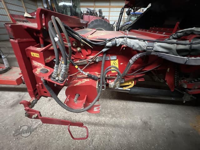 Image of Case IH 6140 equipment image 4