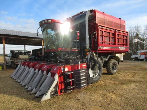 Main image Case IH 620