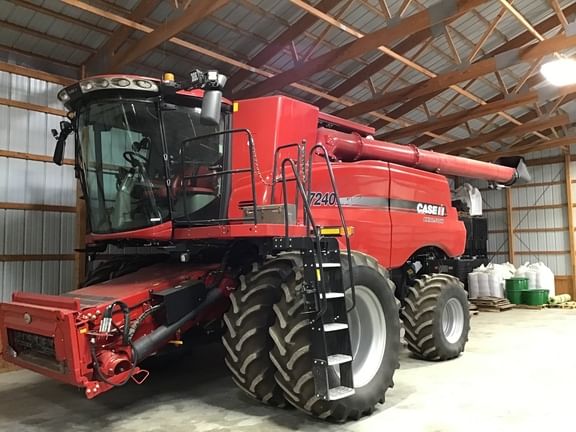 Main image Case IH 7240