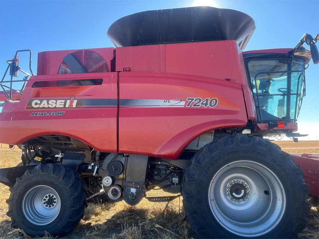 Image of Case IH 7240 Primary image