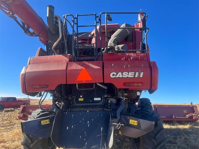 Image of Case IH 7240 equipment image 3