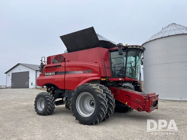 Image of Case IH 7240 equipment image 1