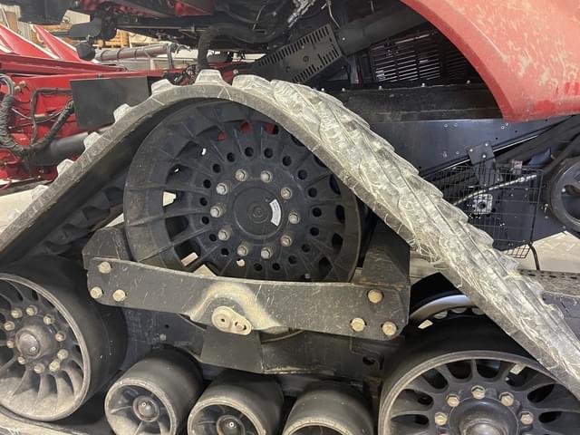 Image of Case IH 8240 equipment image 3