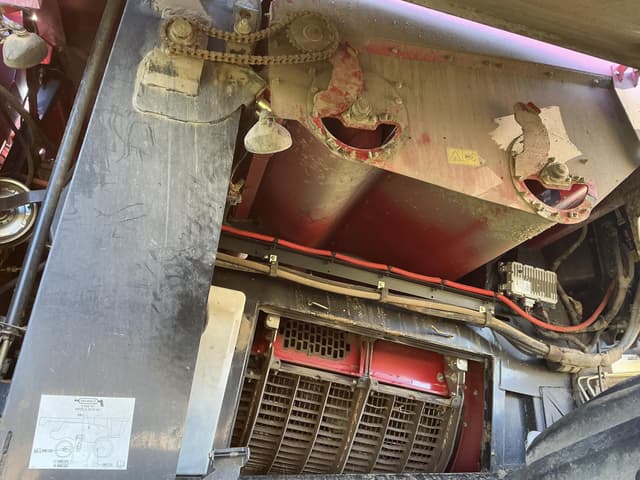 Image of Case IH 8240 equipment image 3