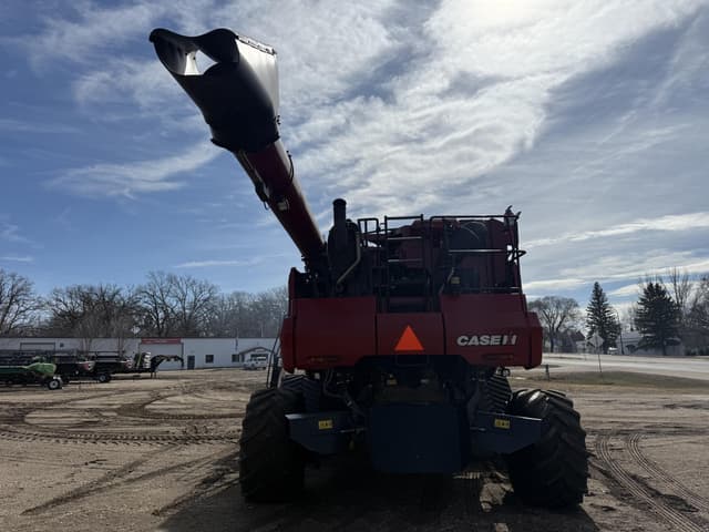 Image of Case IH 8240 equipment image 3
