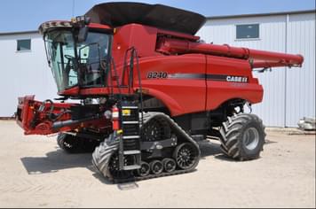 Main image Case IH 8240