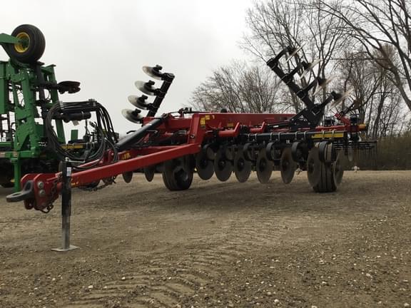 Image of Case IH Ecolo-Tiger 875 equipment image 4