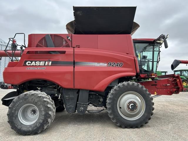 Image of Case IH 9240 equipment image 3