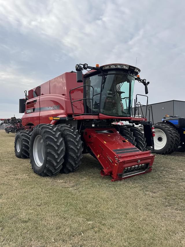 Image of Case IH 9240 equipment image 2