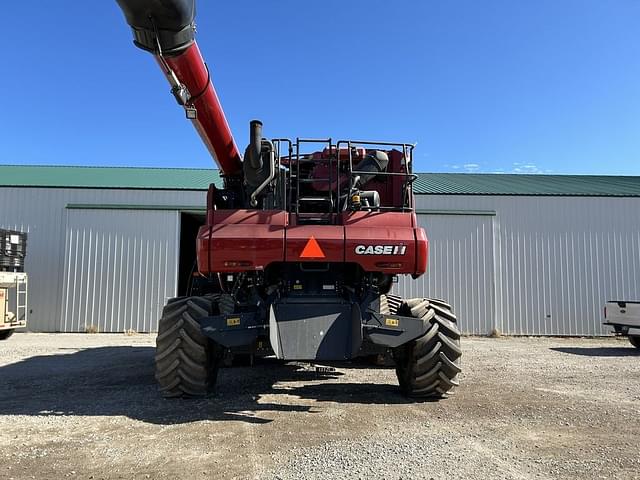 Image of Case IH 8240 equipment image 3