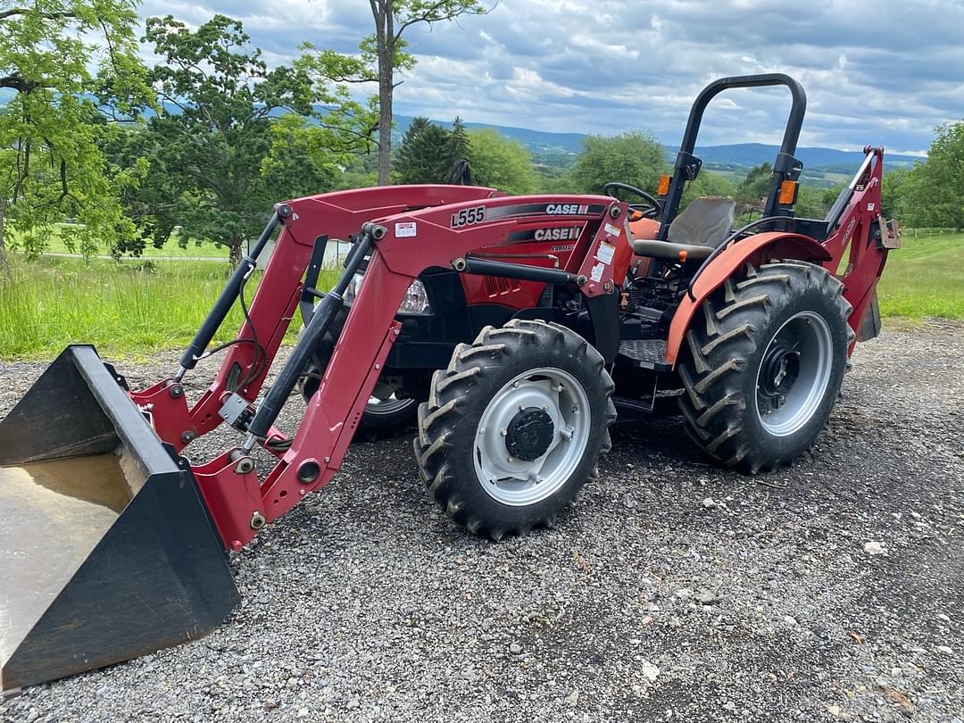 Image of Case IH Farmall 70A Primary image