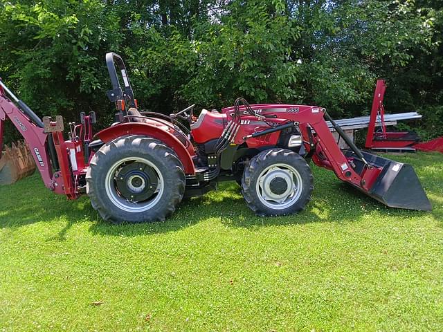 Image of Case IH Farmall 70A equipment image 3
