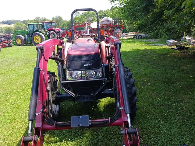 Image of Case IH Farmall 70A equipment image 1