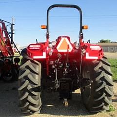 Image of Case IH Farmall 100C equipment image 4