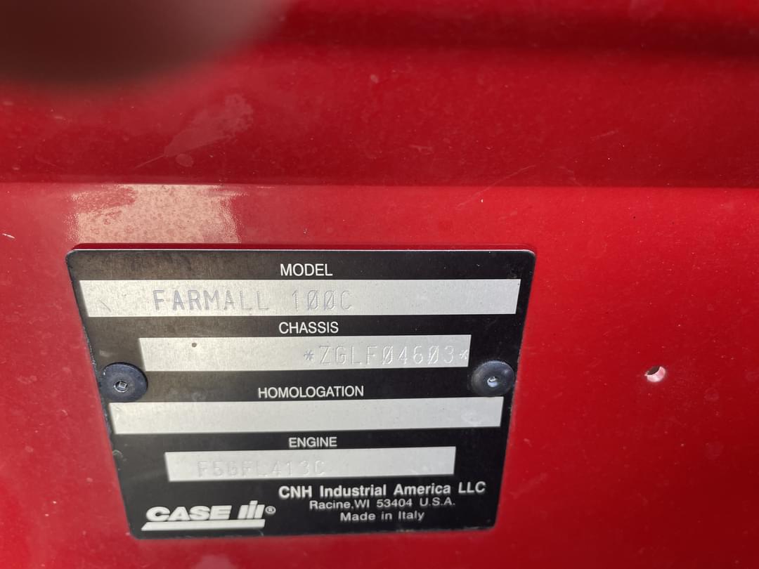 Image of Case IH Farmall 100C Image 1